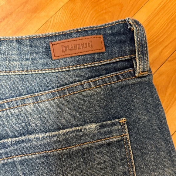 NWT Blank NYC Indigo Distressed Jean Shorts - Picture 7 of 10